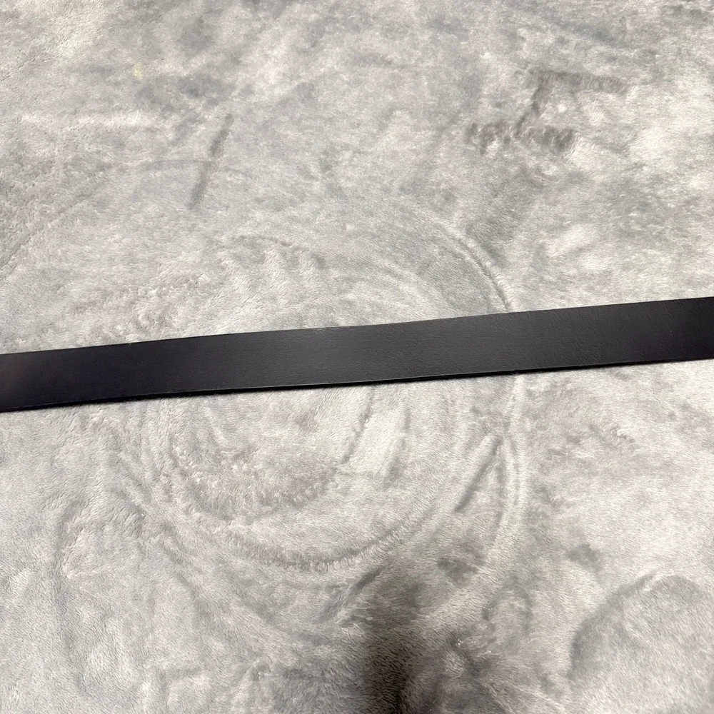 Carhartt Mens Size 42 Black Full Grain Leather Belt Silver Buckle Classic